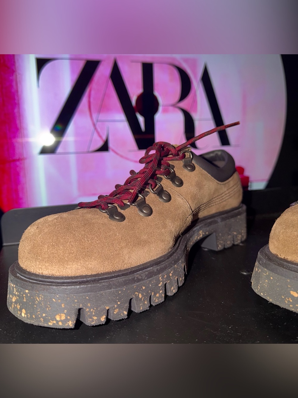 ZARA Men's Brown Suede Lug Sole Boots with Red Laces sz 42 ( 9 us )